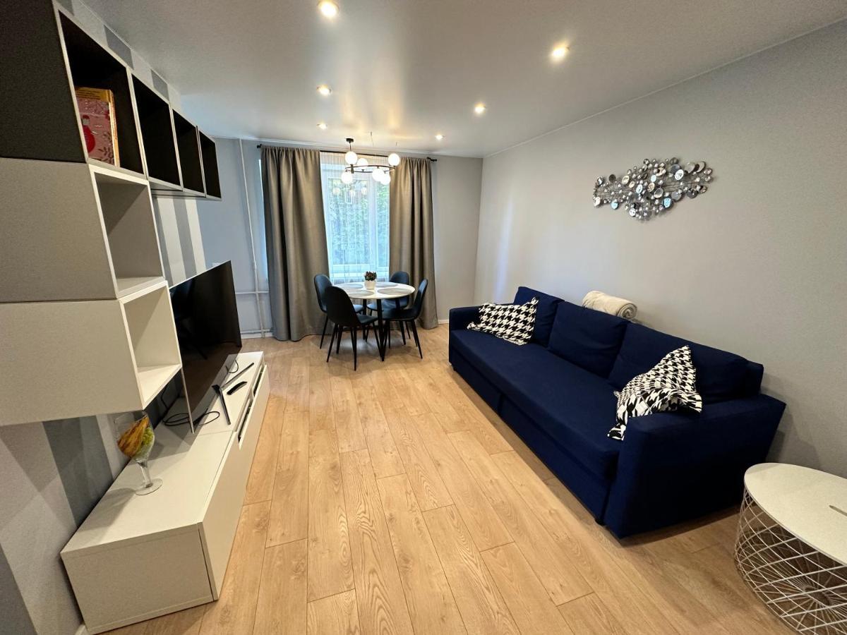 Ferienwohnung Parkside Escape: Stylish 1-Br Riga Exterior foto