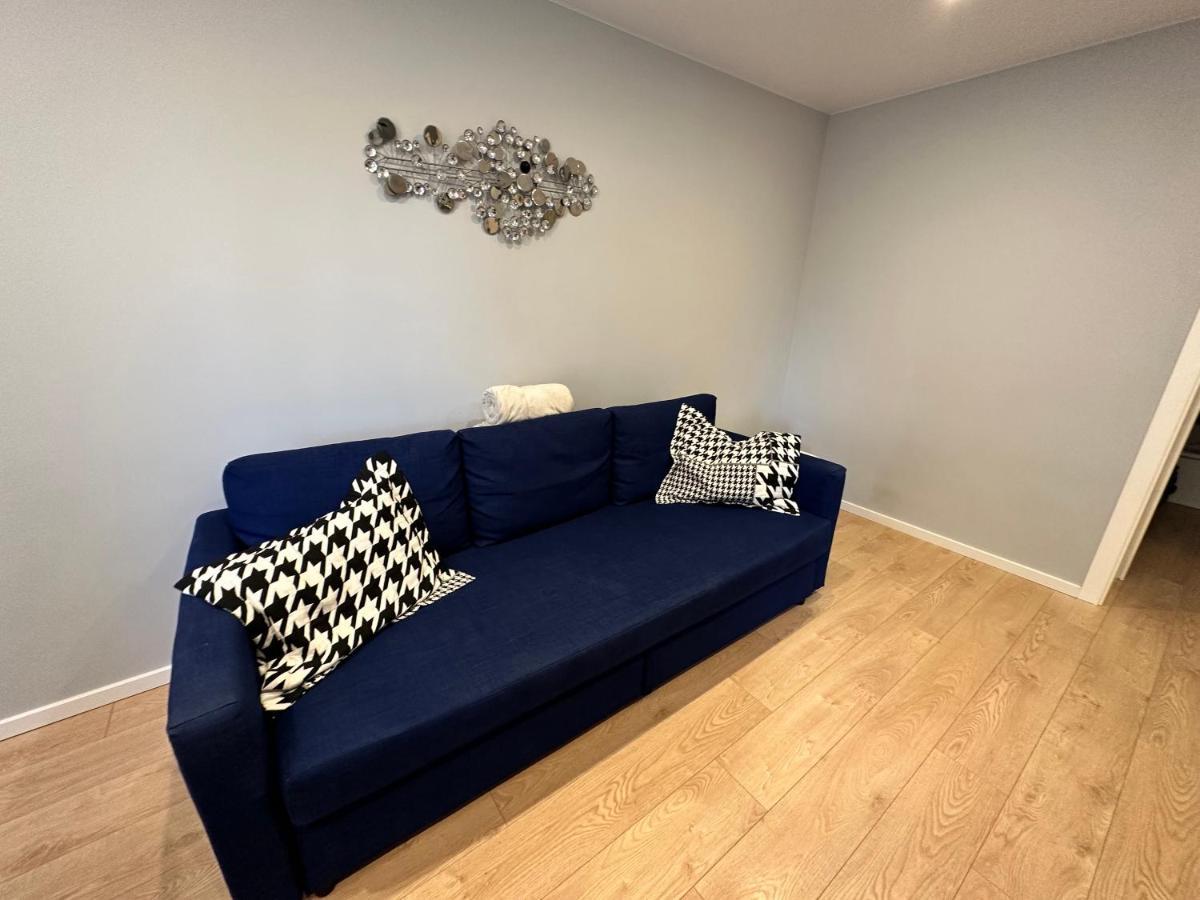 Ferienwohnung Parkside Escape: Stylish 1-Br Riga Exterior foto