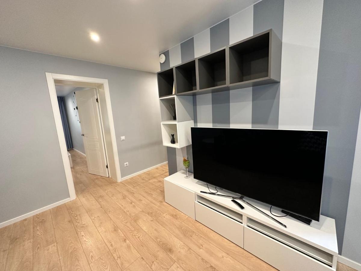 Ferienwohnung Parkside Escape: Stylish 1-Br Riga Exterior foto